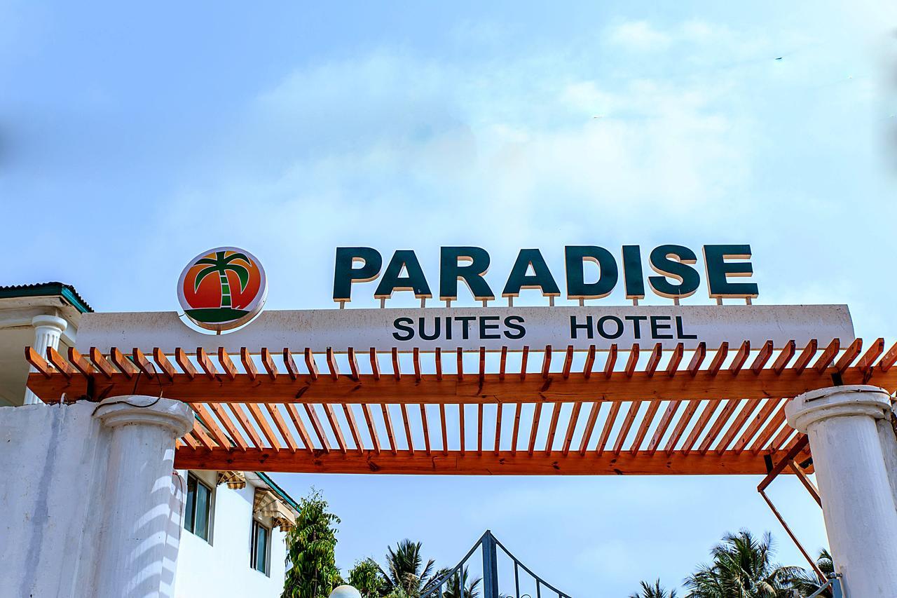 Paradise Suites Hotel Serrekunda Buitenkant foto